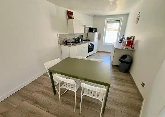 Spacieux T3 - 5 Personnes - 普瓦捷